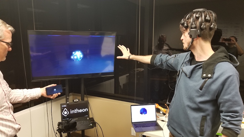 EEG/EMG/ECG-powered VR app over the cloud with NeuroScale